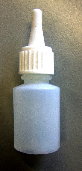 Spezial niedrig-viskoser Cyanacrylat -<br>Kleber zur Rißreparatur - 20 g