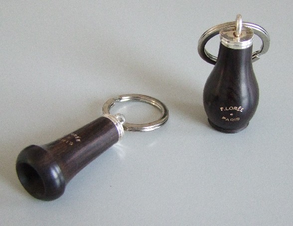 Schlüsselanhänger mit Engl. Horn Becher<br>F. Loreé